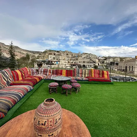 Atax Cave House Bed & Breakfast