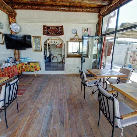 Atax Cave House Nocleg ze śniadaniem