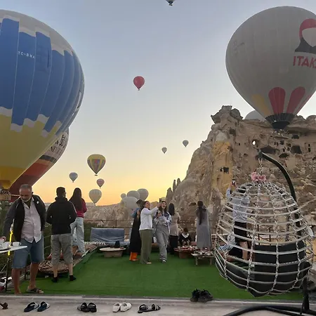 Nocleg ze śniadaniem Atax Cave House