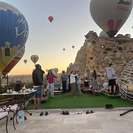 Atax Cave House Гореме