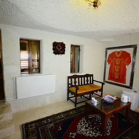 Bed & Breakfast Atax Cave House